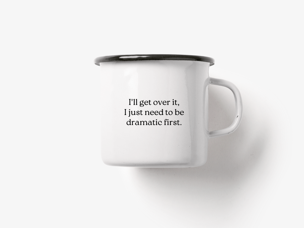Tazza in smalto / Drammatico