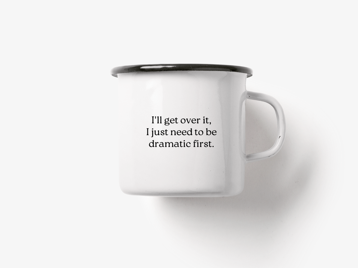 Tazza in smalto / Drammatico