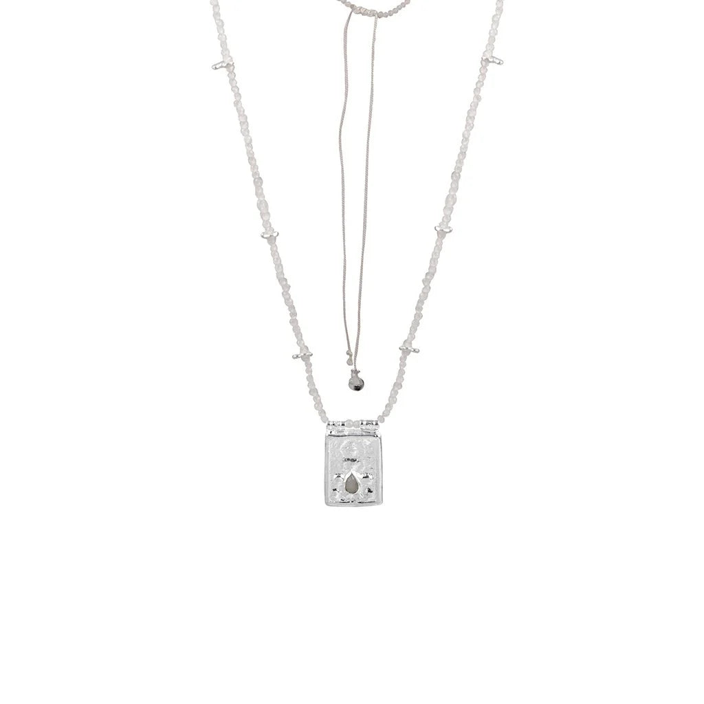 Bohemia collana Escapolario Moonstones