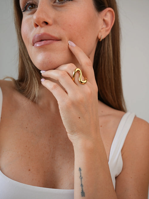 Nuvi anello silhouette