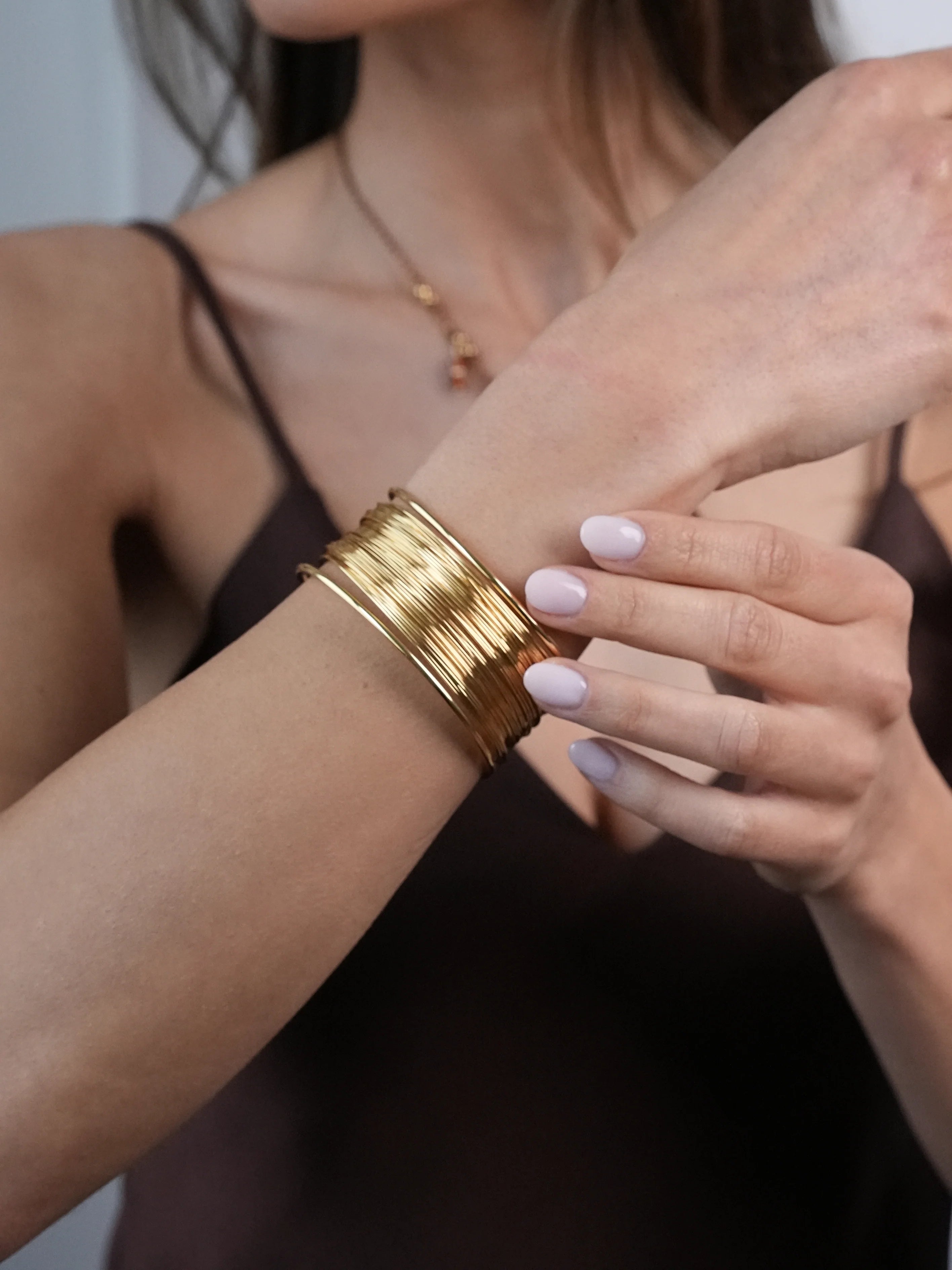 Nuvi bracciale fili