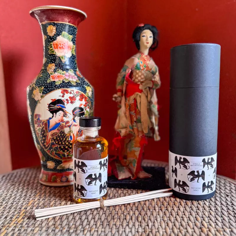 Strega del Castello Shangai Patchouli nero